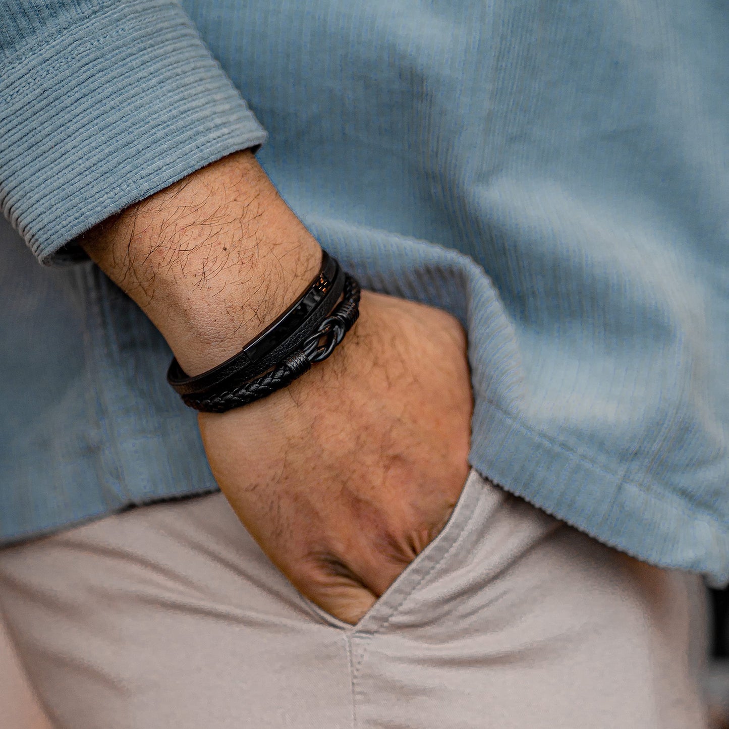 SERASAR Pulsera de Cuero Negro para Hombre, 17cm, Caja Regalo, Real, Piel Vaca, Ajustable, Cierre Magnético, Cuerda Envoltura, Masculino, Pulseras, Banda, Joyas, Imán